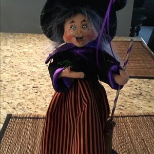 Annalee Witch Halloween  11 “ black orange purple